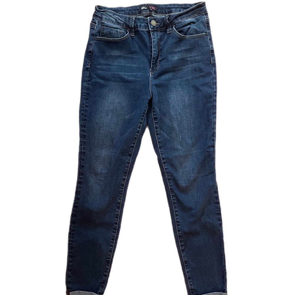 5/$50  YMI Dark Wash Ankle High Rise Jeans, size 9 (29)